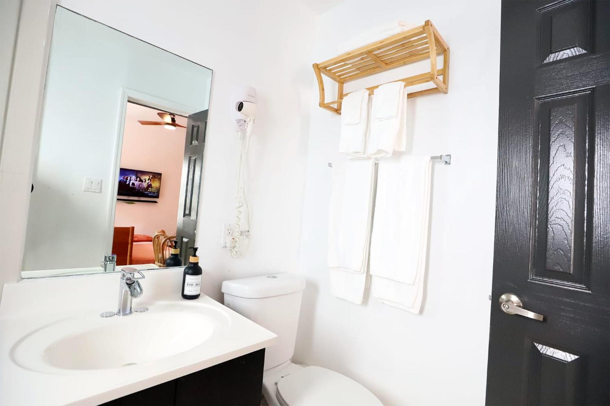 Steps To Sea Miami Beach Free Parking Pet & Family Friendly Διαμέρισμα Εξωτερικό φωτογραφία